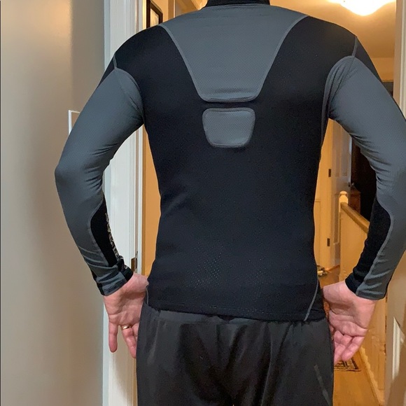 Nike high performance long sleeve shirt - Picture 2 of 4